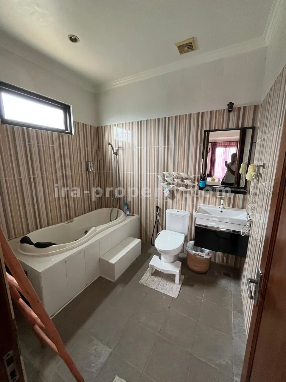 Villa & Hotel · Senggigi · foto 3 dari 16 Villa Dijual di Pusat Senggigi, Lombok Barat - 436 - 3