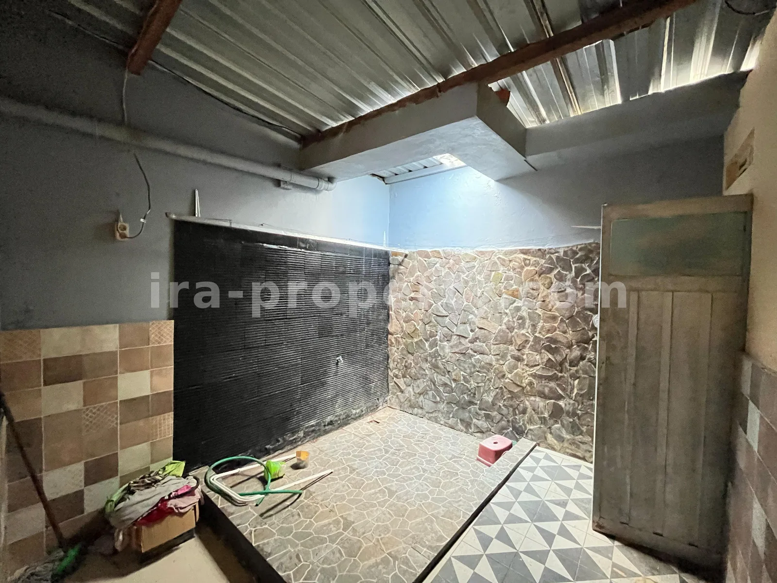 House · Mataram City · photo 4 of 18 Cozy Home in Royal Mataram Complex, Lingkar, Mataram - 673 - 4