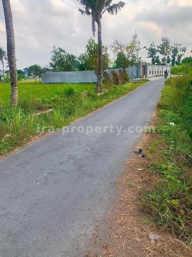 Tanah · Kota Mataram · foto 3 dari 7 Tanah Luas Strategis di Batu Ringgit, Mataram - 322 - 3