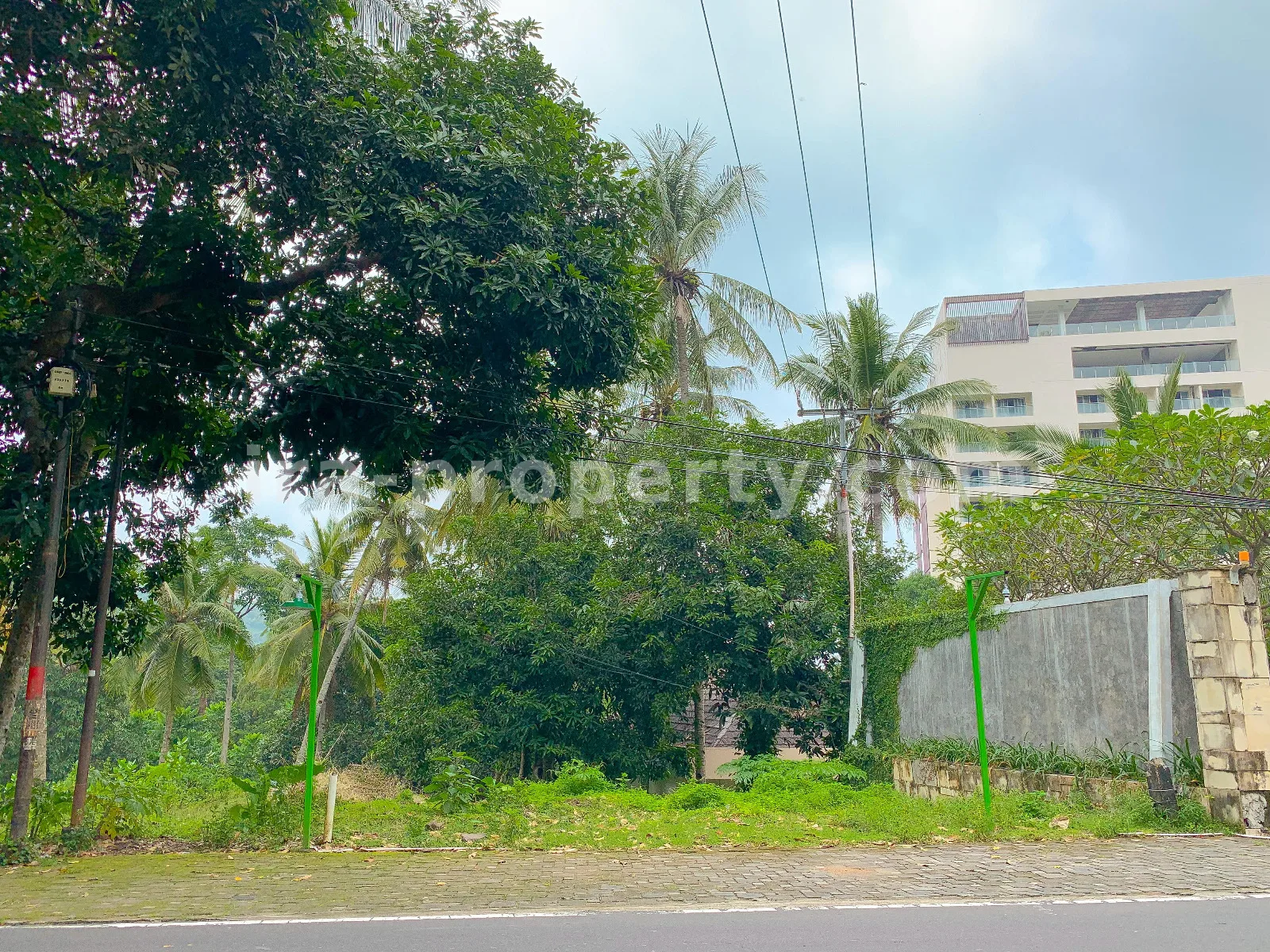 Tanah · Senggigi · foto 3 dari 5 Tanah Dijual di Jalan Utama Malimbu Dekat Senggigi, Lombok Barat - 370 - 3