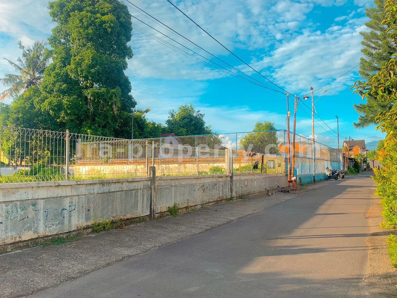 Tanah · Kota Mataram · foto 3 dari 6 Tanah Dijual di Taman Baru, Mataram - 452 - 3