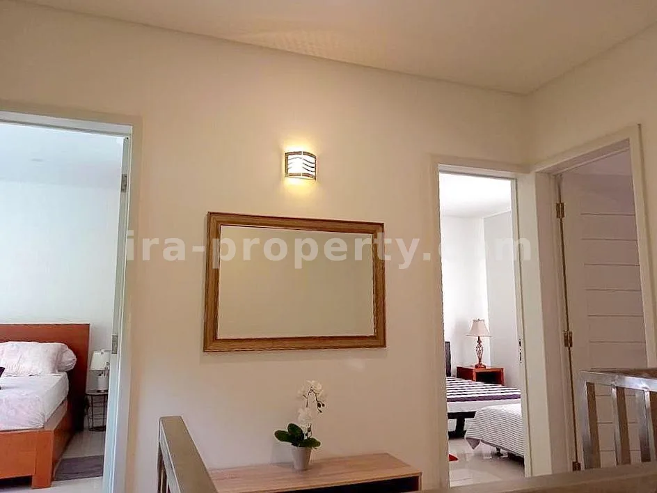 Rumah · Kota Mataram · foto 4 dari 8 Rumah Mewah di Mutiara Boutique, Selagalas, Mataram - 659 - 4