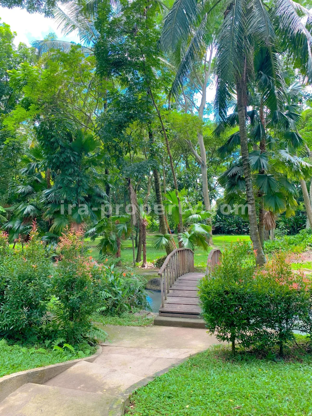 Land · Mataram City · photo 4 of 5 Premium Land Plot for Sale in Mataram - 494 - 4
