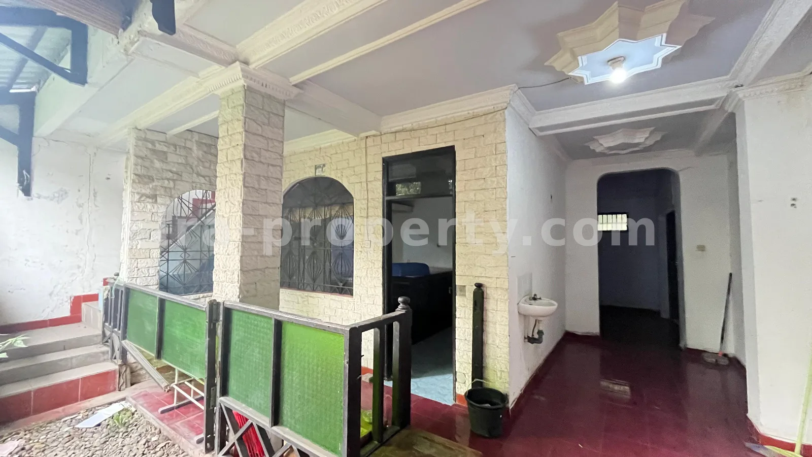 Spacious Home for Sale in Kekalik near Mataram University, Mataram - 672 - 10