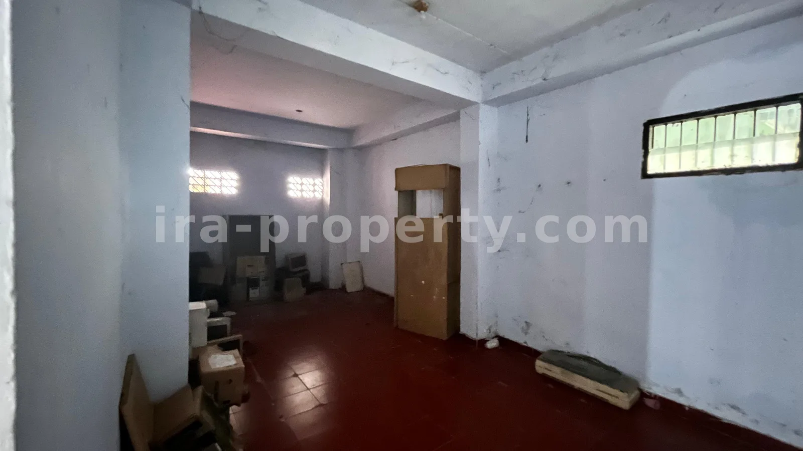 Spacious Home for Sale in Kekalik near Mataram University, Mataram - 672 - 6