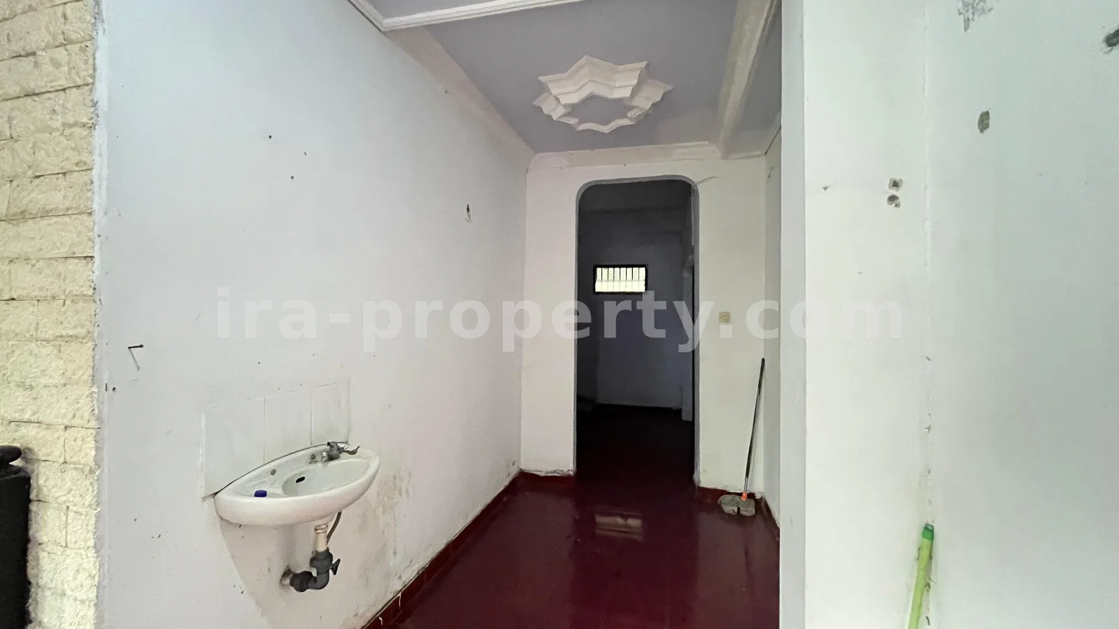Spacious Home for Sale in Kekalik near Mataram University, Mataram - 672 - 7