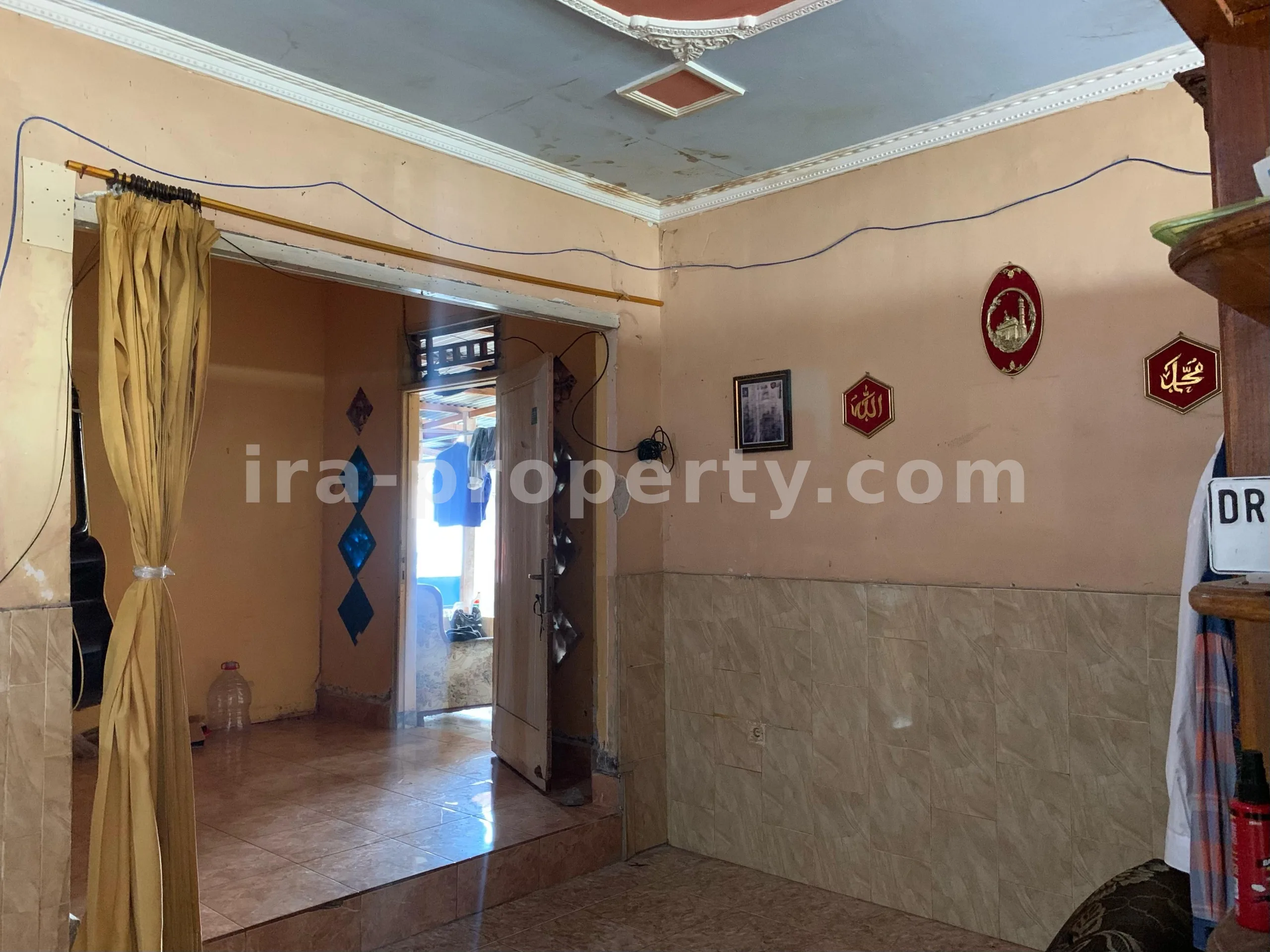 Rumah · Kota Mataram · foto 4 dari 4 Rumah 2 Lantai untuk Dijual di Seruni, Mataram - 677 - 4