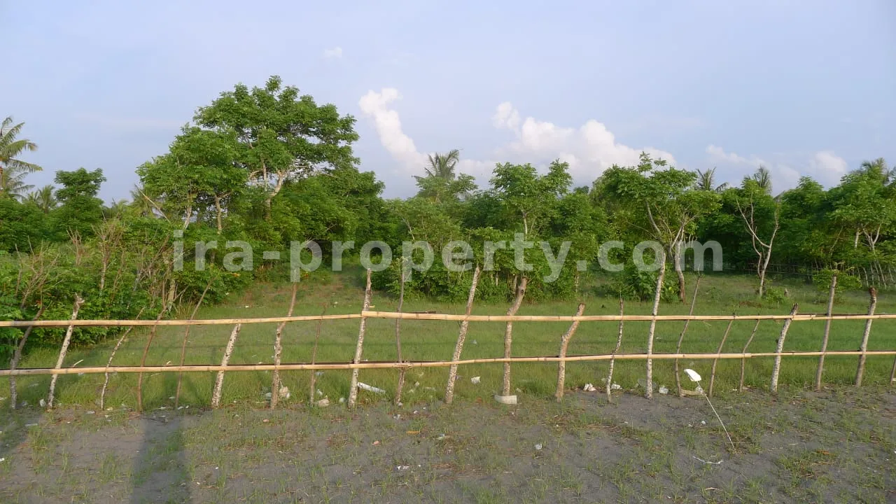 Tanah · Area Lombok Barat · foto 1 dari 6 Tanah Pantai Depan Dijual di Cemare Beach, West Lombok - 401 - 1