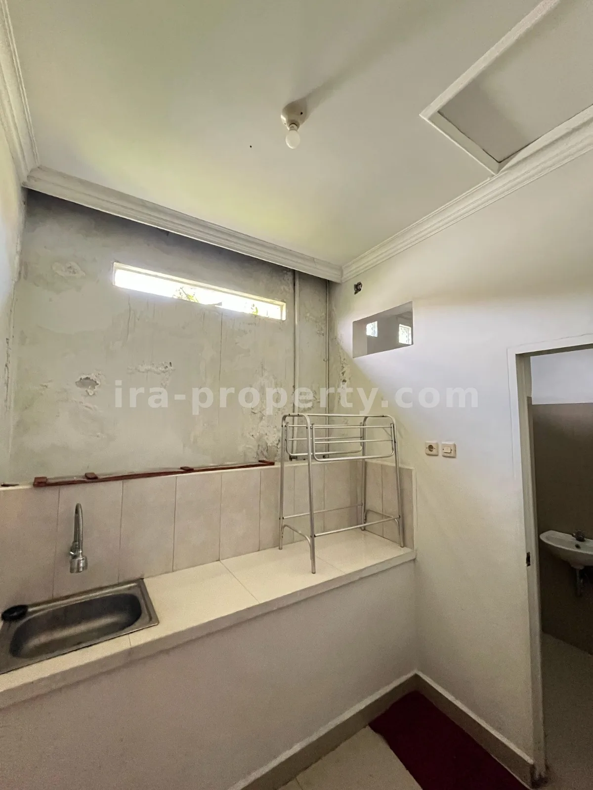 Villa & Hotel · Mataram City · photo 5 of 18 Homestay for Sale in Ampenan, Mataram – Ideal for Business - 674 - 5