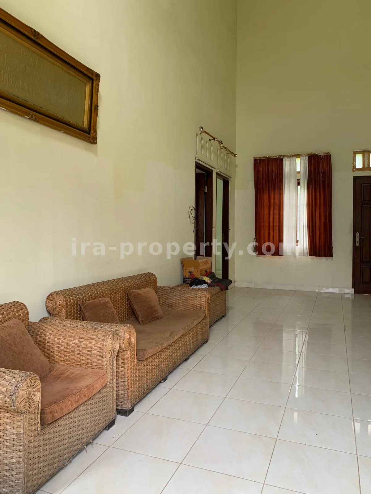 Tanah · Kota Mataram · foto 5 dari 8 Rumah untuk Dijual di Kompleks Griya Ellen, Jl. Adi Sucipto, Mataram - 644 - 5