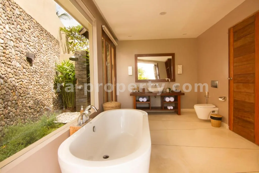 Villa & Hotel · Senggigi · foto 4 dari 10 Vila Mewah dengan Pemandangan Laut di Batulayar, Lombok - 424-2 - 4