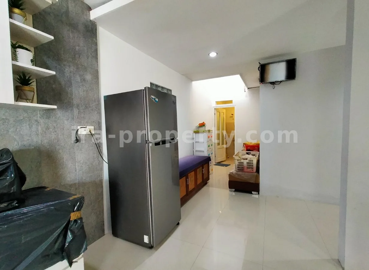 Rumah Modern Dijual di Pepabri, Mataram - 680 - 13