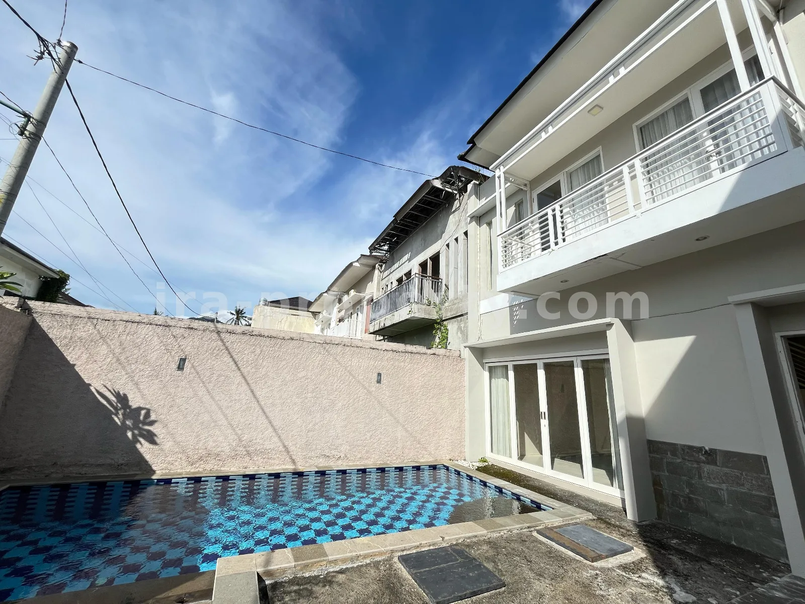 Villa & Hotel · Senggigi · foto 1 dari 17 Vila Modern dengan Kolam Renang Pribadi untuk Dijual di Batulayar, West Lombok. - 442 - 1