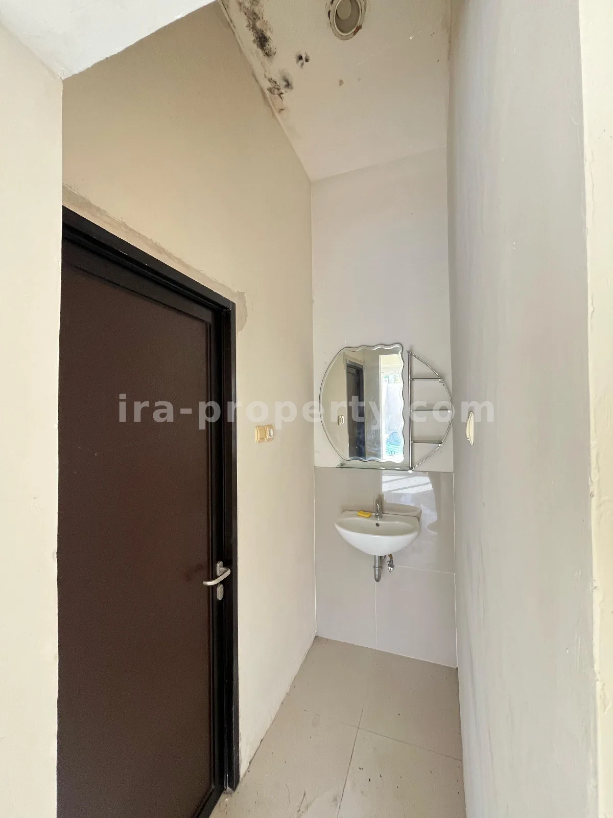 Vila Modern dengan Kolam Renang Pribadi untuk Dijual di Batulayar, West Lombok. - 442 - 17