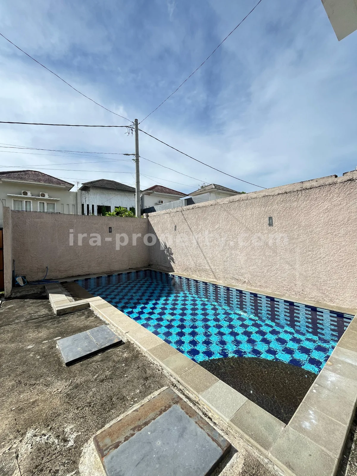 Villa & Hotel · Senggigi · foto 4 dari 17 Vila Modern dengan Kolam Renang Pribadi untuk Dijual di Batulayar, West Lombok. - 442 - 4