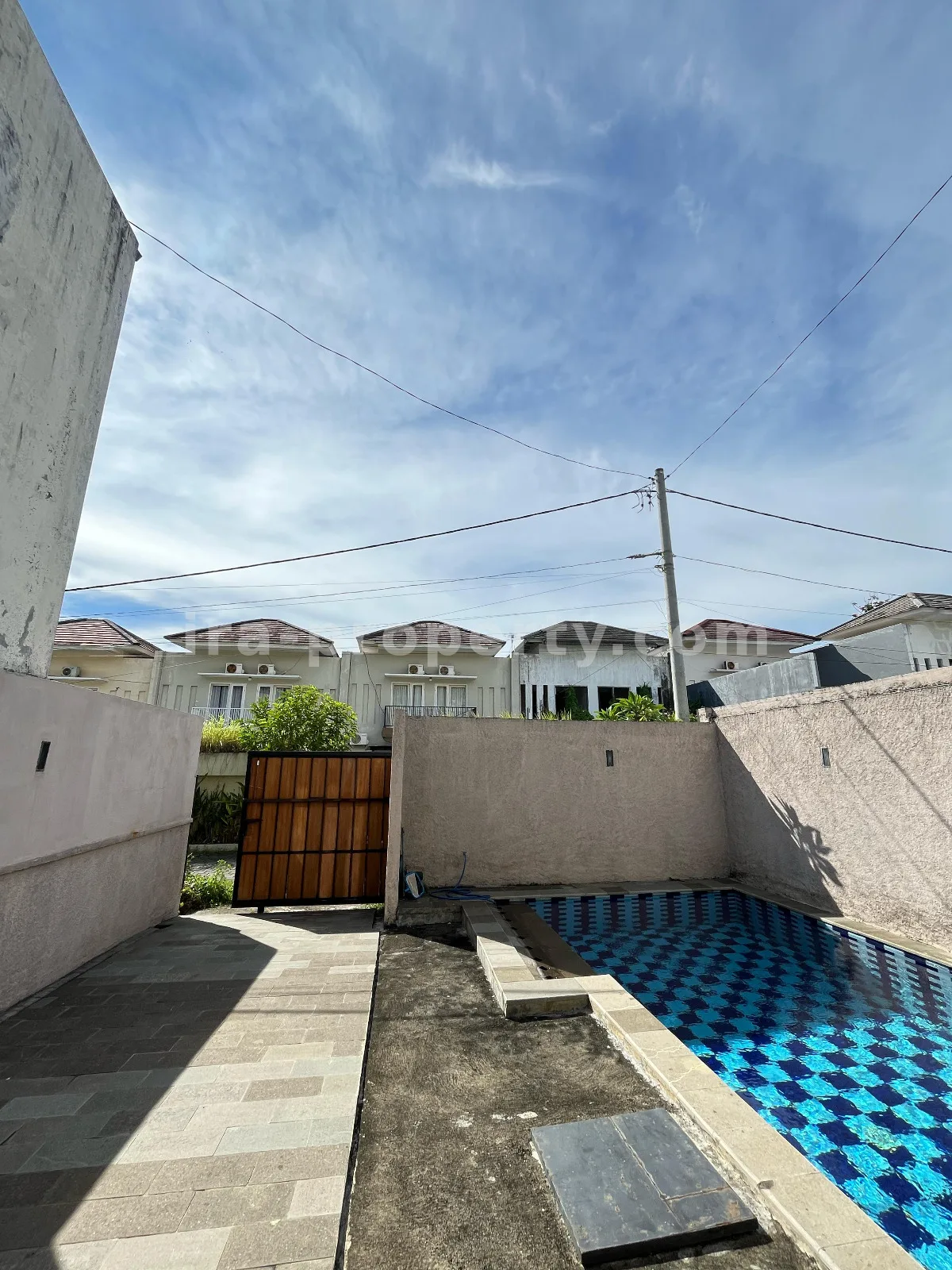 Villa & Hotel · Senggigi · foto 5 dari 17 Vila Modern dengan Kolam Renang Pribadi untuk Dijual di Batulayar, West Lombok. - 442 - 5
