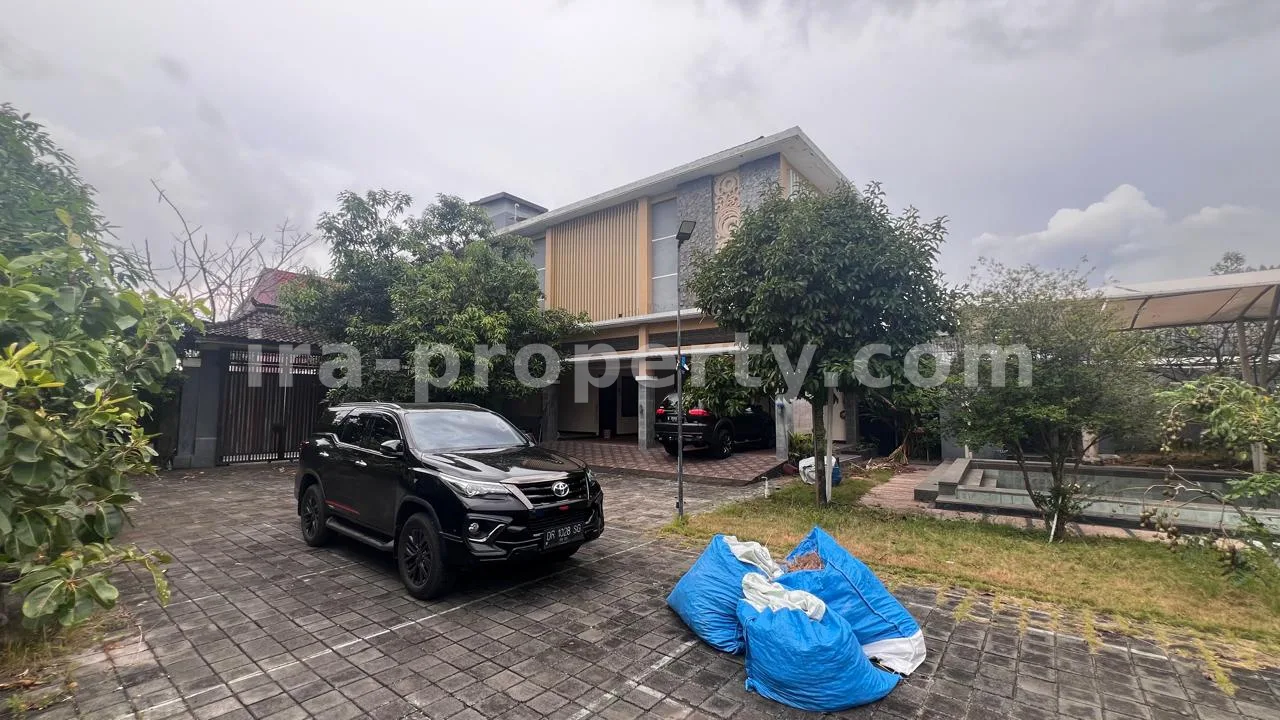 Villa & Hotel · Kota Mataram · foto 2 dari 11 Villa Mewah di Sindu, Cakranegara, Mataram - 681 - 2