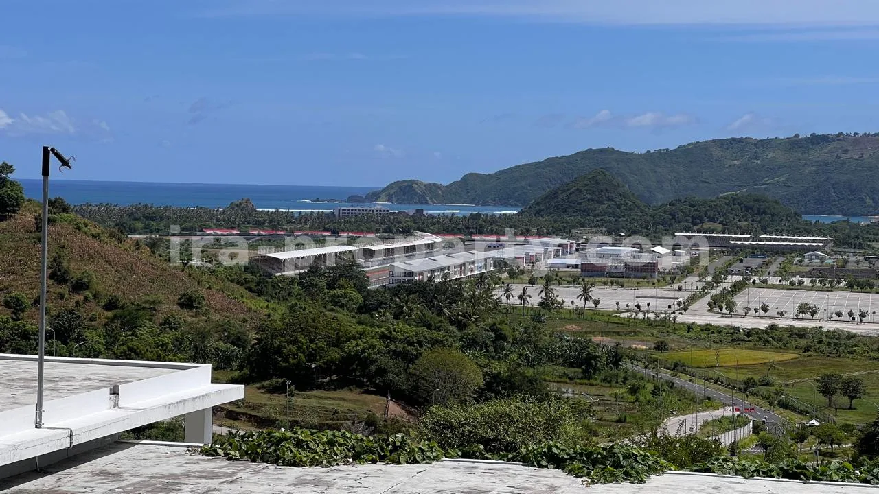 Land · Kuta Mandalika · photo 3 of 10 Premium Sea View Land in Central Kuta Mandalika - 498 - 3