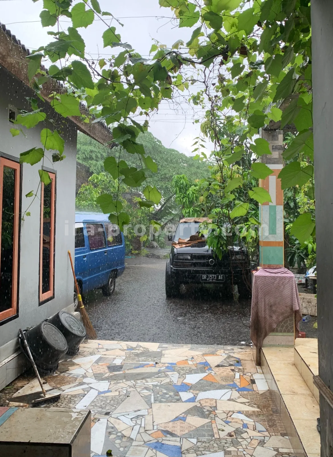Rumah · Kota Mataram · foto 3 dari 5 Rumah Dijual di Bertais, Sandubaya, Mataram - 692 - 3