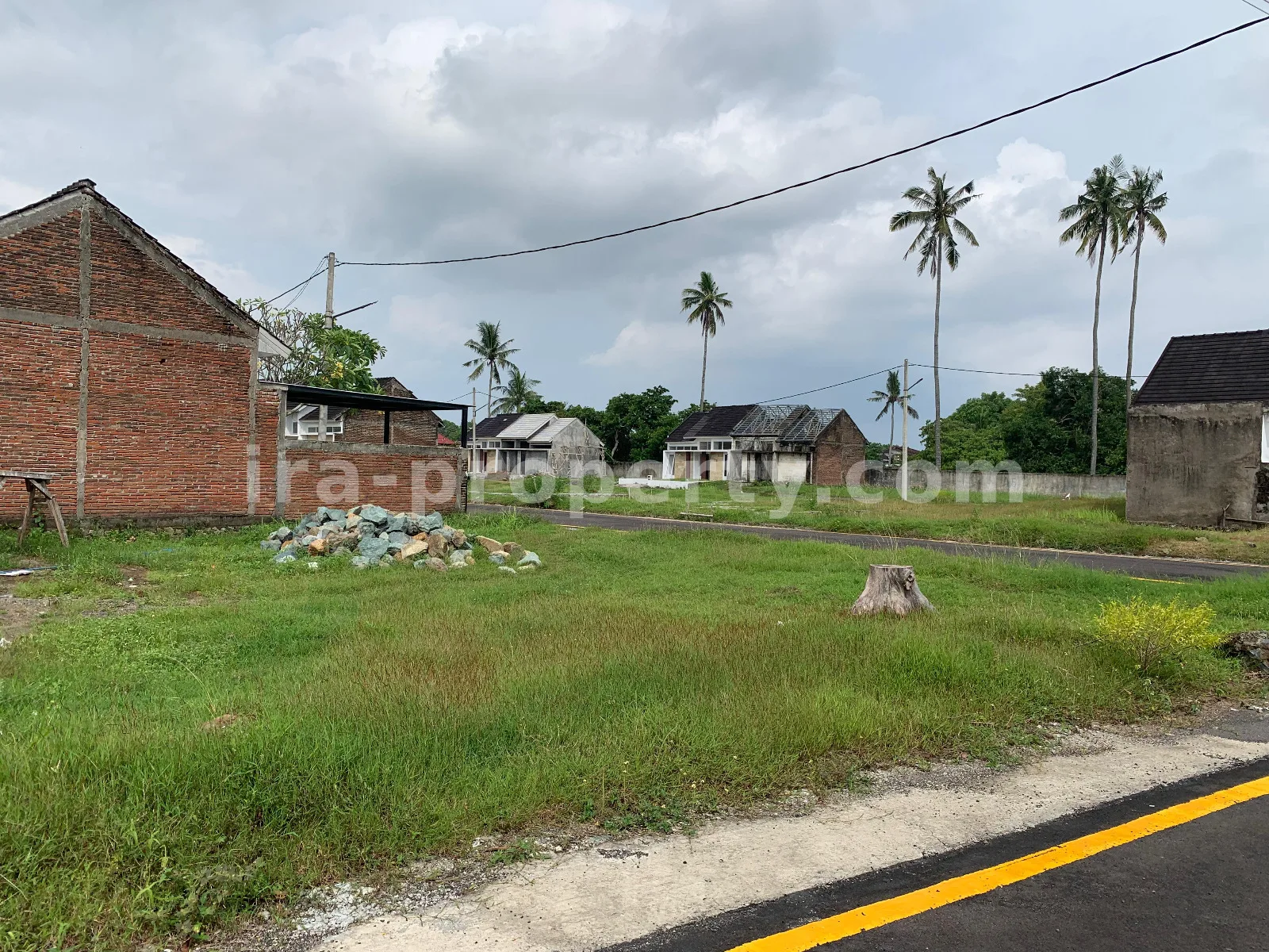 Tanah · Senggigi · foto 2 dari 7 Tanah Dijual di Batulayar, Lombok Barat - 501-2 - 2