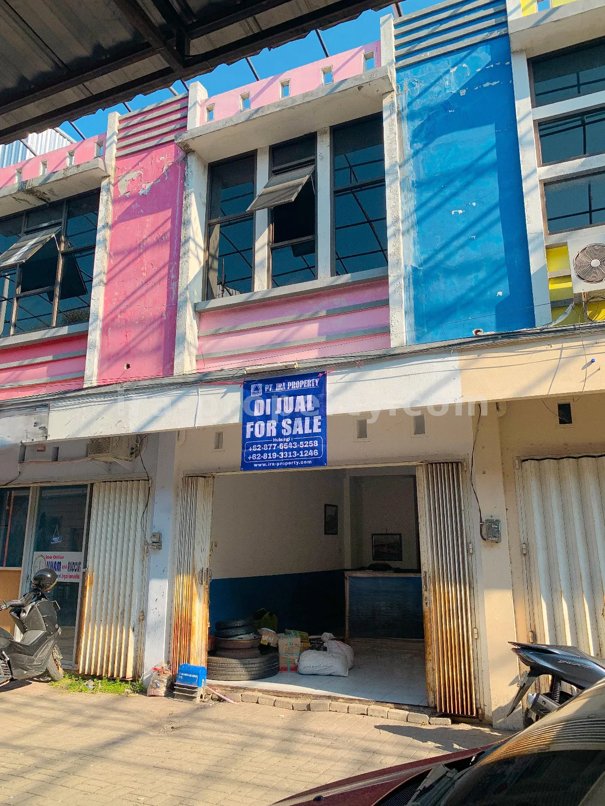 Shophouse & Commercial · Mataram City · photo 1 of 12 Shophouse for Sale in Gomong, Mataram - 181 - 1