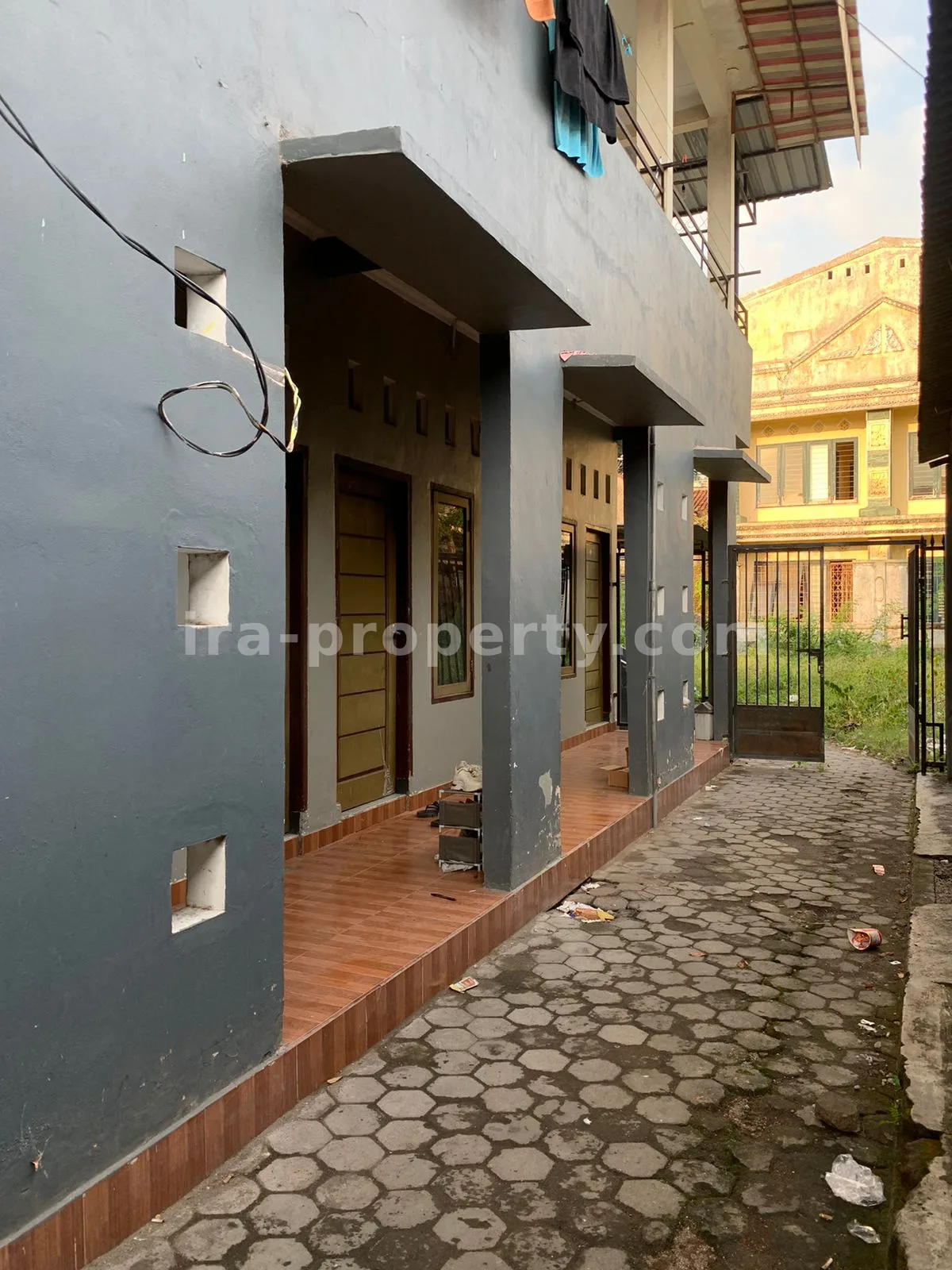 Shophouse & Commercial · Mataram City · photo 4 of 4 Boarding House for Sale near Mataram University, Mataram - 649 - 4