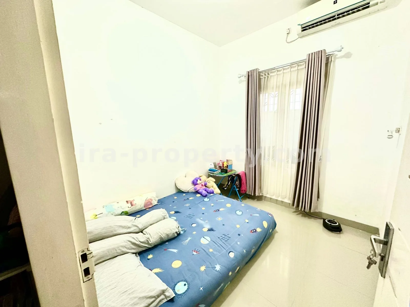 Rumah · Kota Mataram · foto 5 dari 16 Rumah untuk Dijual di Kompleks Ayodhya Palace, Meninting - 709 - 5