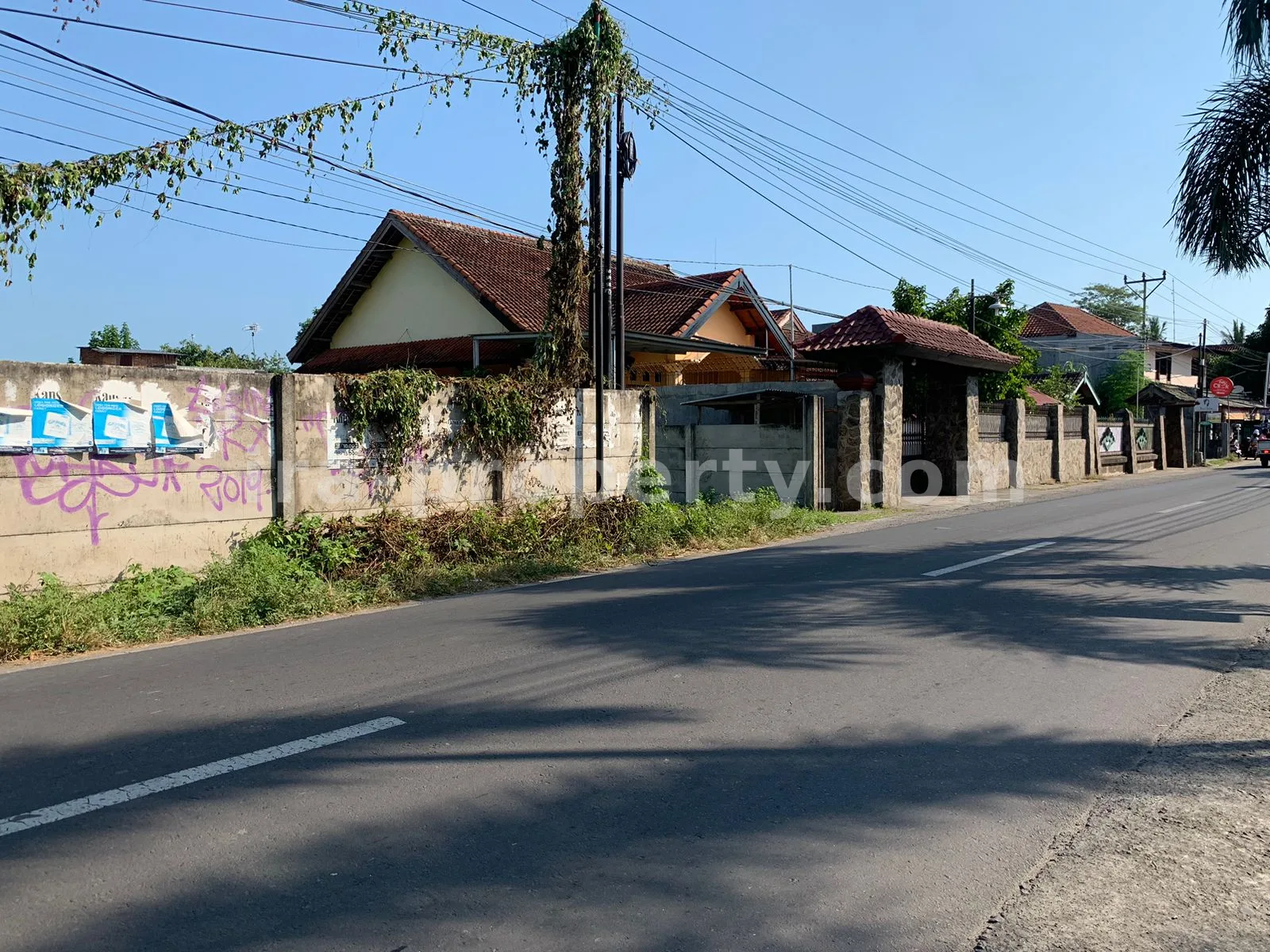 Tanah · Batu Layar · foto 2 dari 4 Tanah Strategis di Jalan Wisata, Montong Batu Layar, Lombok Barat - 395 - 2