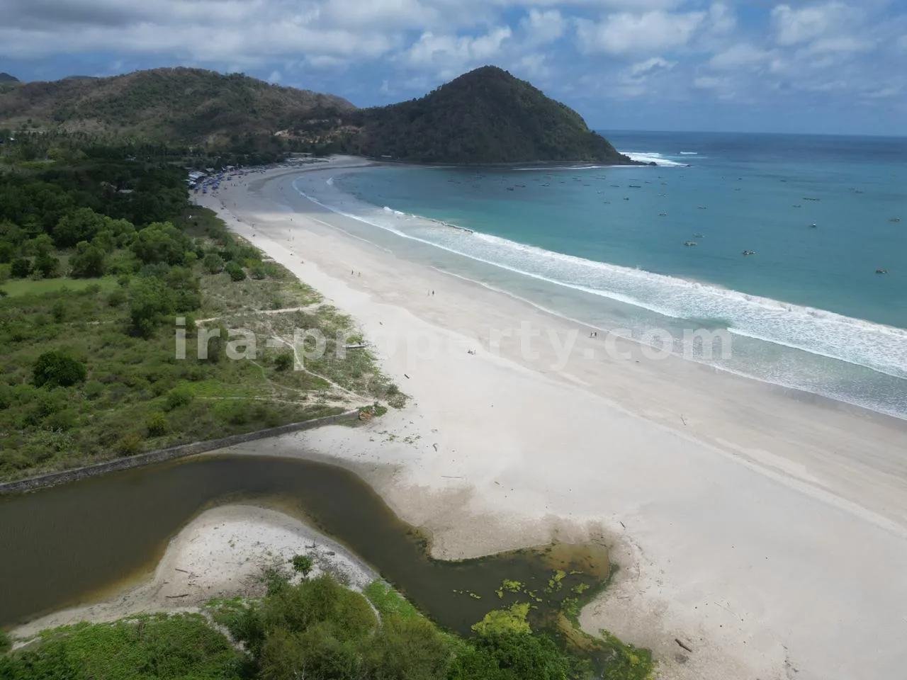 Tanah Tepi Pantai di Selong Belanak Dekat Kuta Mandalika - 514 - 11