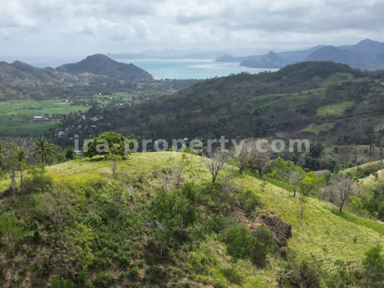 Tanah · Kuta Mandalika · foto 4 dari 11 Tanah Pemandangan Laut Dijual di Selong Belanak dekat Kuta Mandalika - 516 - 4