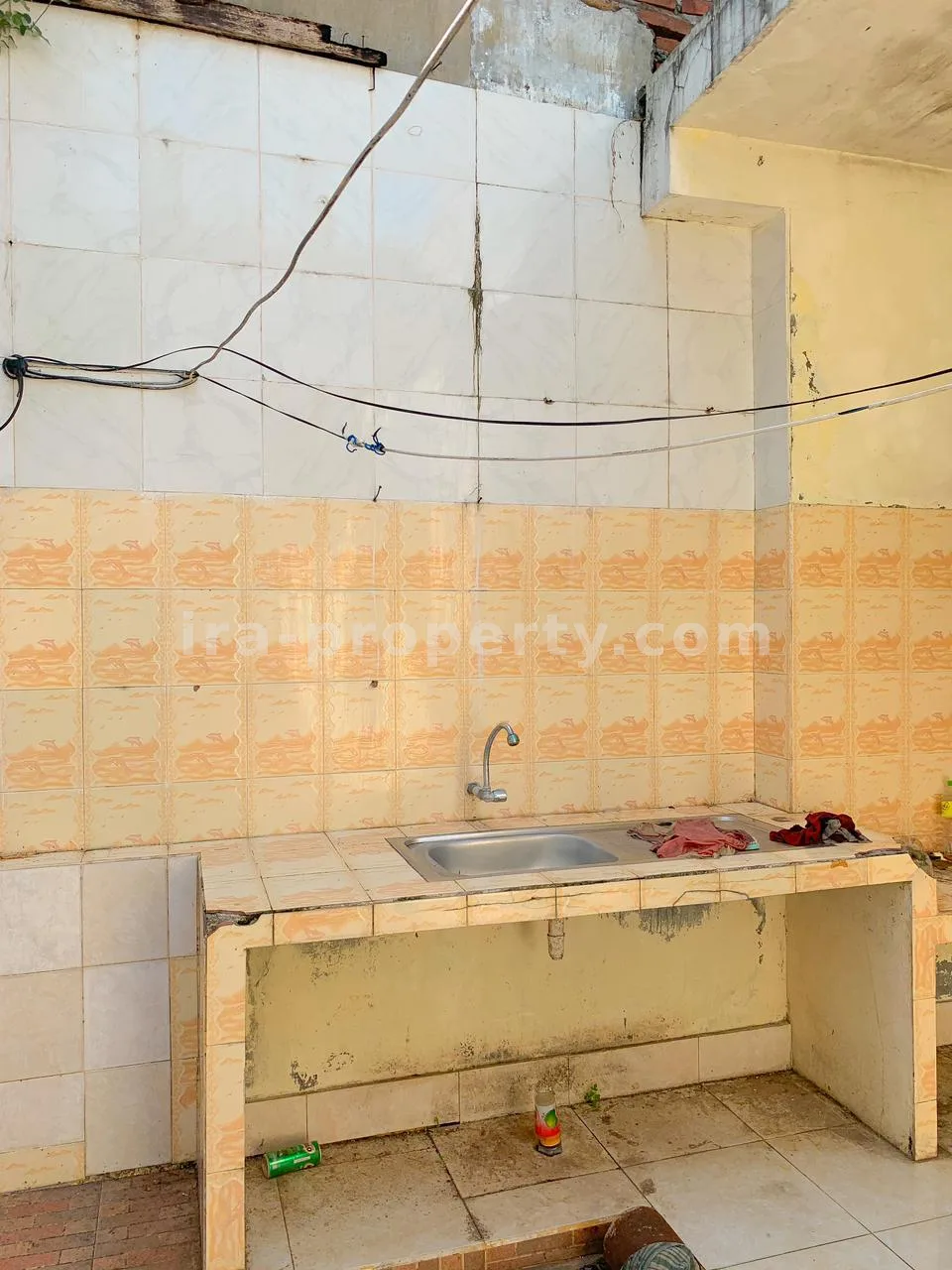 Rumah · Kota Mataram · foto 3 dari 11 Rumah Dijual di Taman Baru Dekat Epicentrum Mall, Mataram - 729 - 3