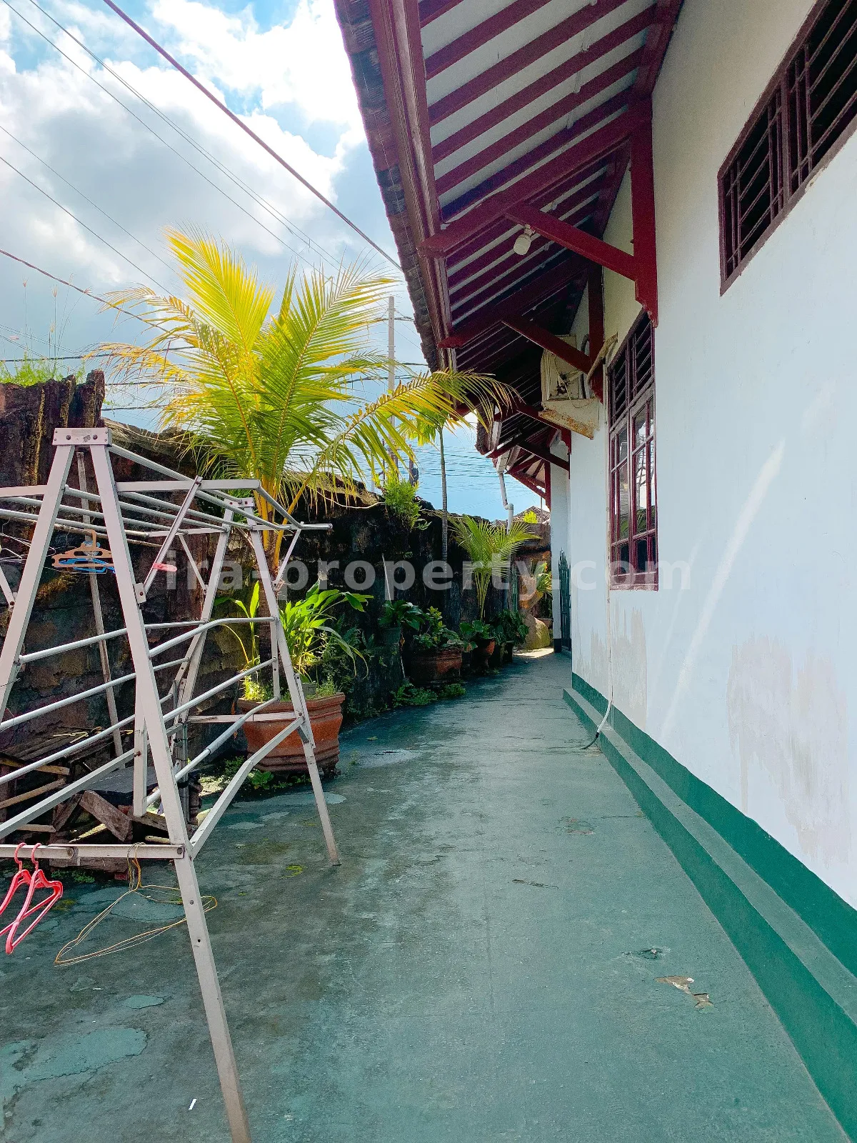 Two-Storey House for Sale on Main City Road – Mataram, Lombok - 728 - 7