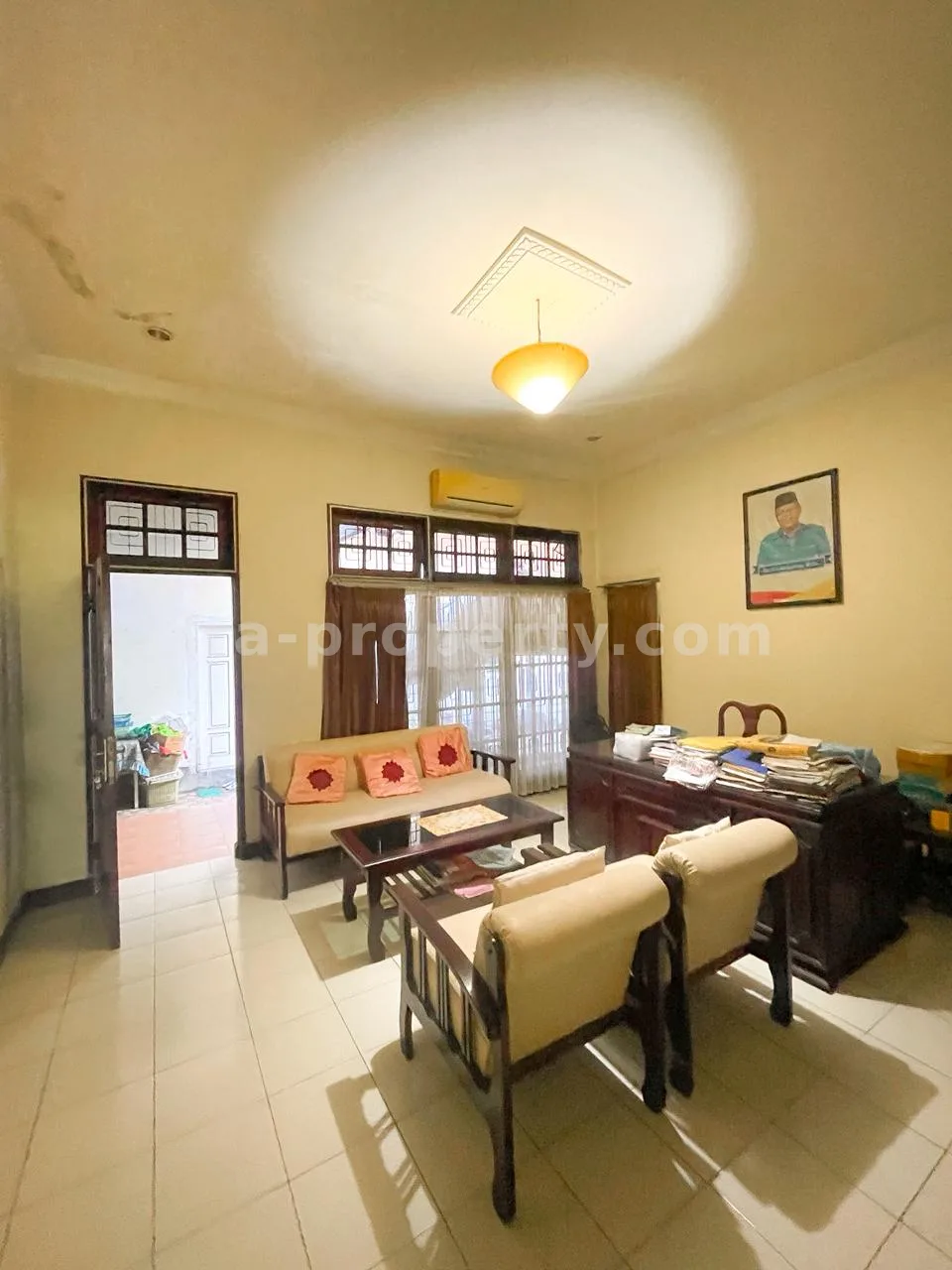 Kompleks Rumah dan Ruko Dijual di Jalan Panjitilar, Mataram - 731 - 8