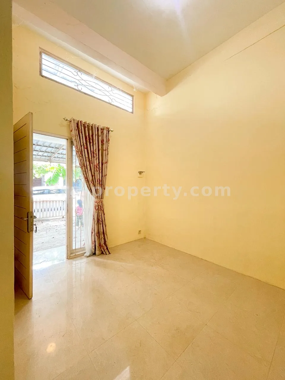 Rumah Dijual di Kompleks Royal Residential, Lingkar, Mataram - 734 - 9