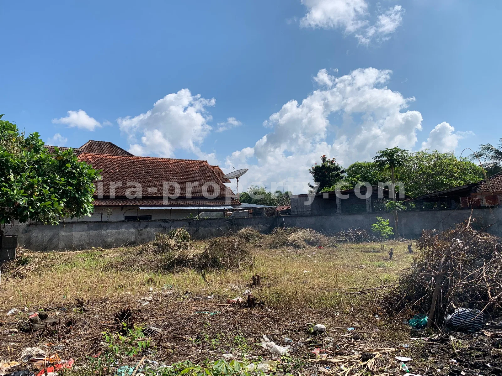 Land · Mataram City · photo 1 of 10 Premium Land for Sale in Cakranegara – Near Jalan Sriwijaya, Mataram - 510 - 1