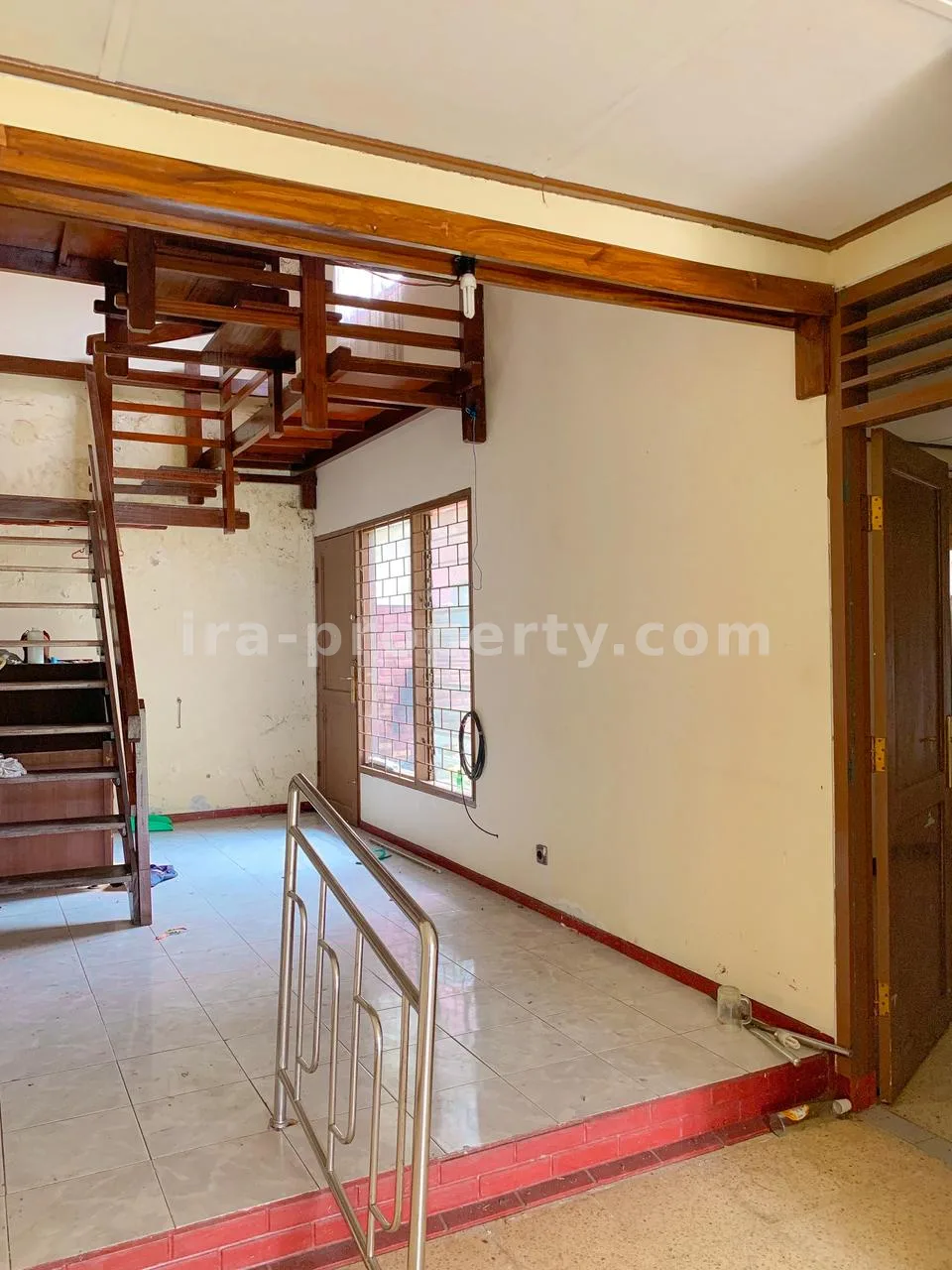Rumah · Kota Mataram · foto 2 dari 17 Rumah Dua Lantai Dijual di Pagutan, Dekat RS Biomedika - 730 - 2
