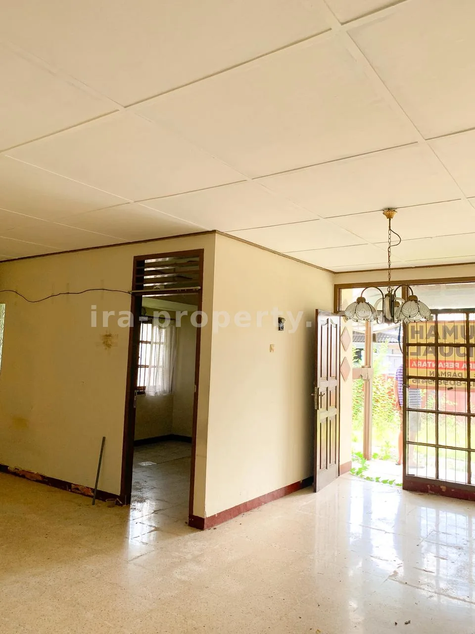 Rumah · Kota Mataram · foto 3 dari 17 Rumah Dua Lantai Dijual di Pagutan, Dekat RS Biomedika - 730 - 3