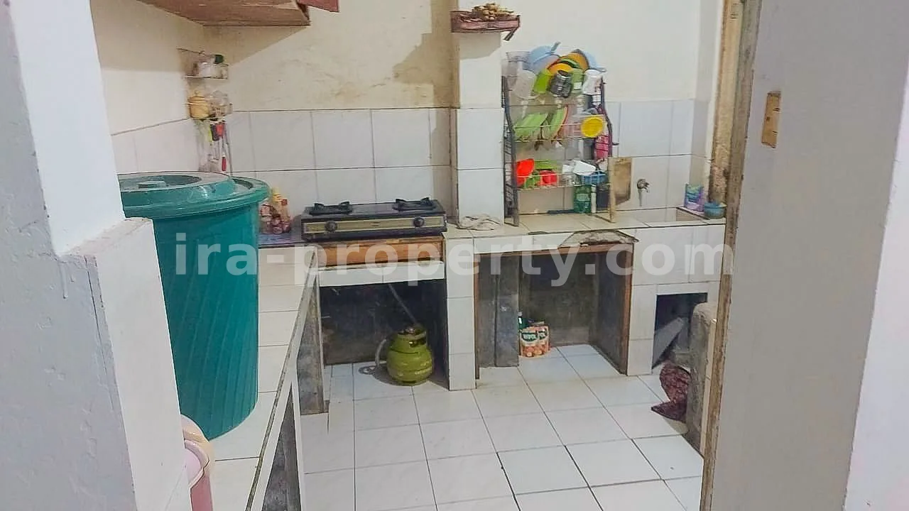 Rumah · Kota Mataram · foto 5 dari 8 Rumah Dijual di Kompleks Perumahan Pagutan Permai, Mataram - 741 - 5