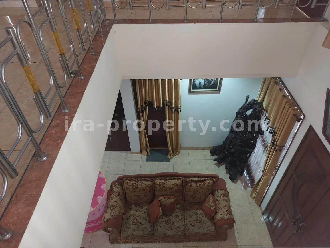 Rumah · Kota Mataram · foto 2 dari 15 Rumah Mewah Dijual di Kompleks Panji Tilar, Mataram - 475 - 2