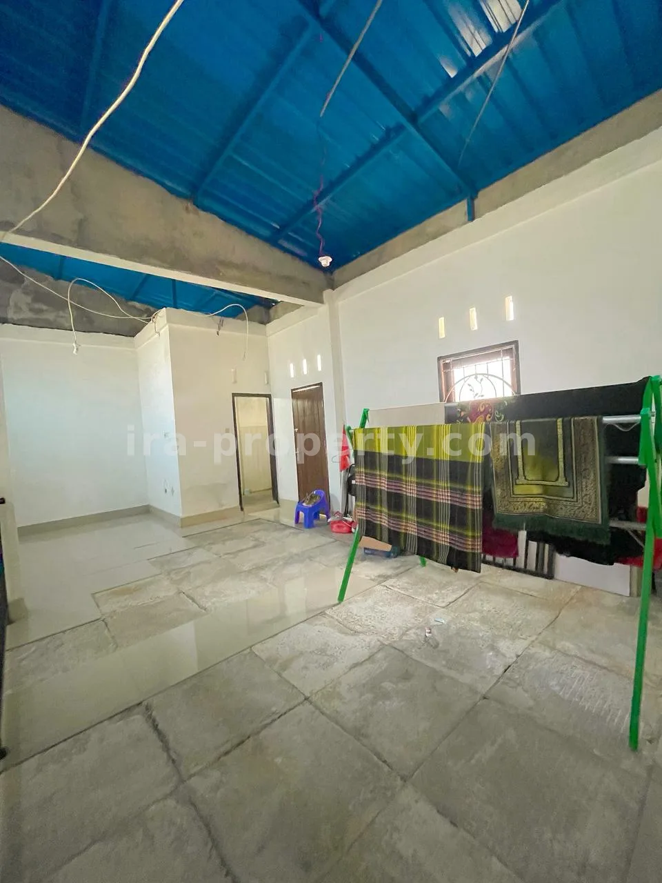 Rumah · Kota Mataram · foto 2 dari 12 Rumah Dua Lantai Dijual di Kekalik, Mataram - 740 - 2