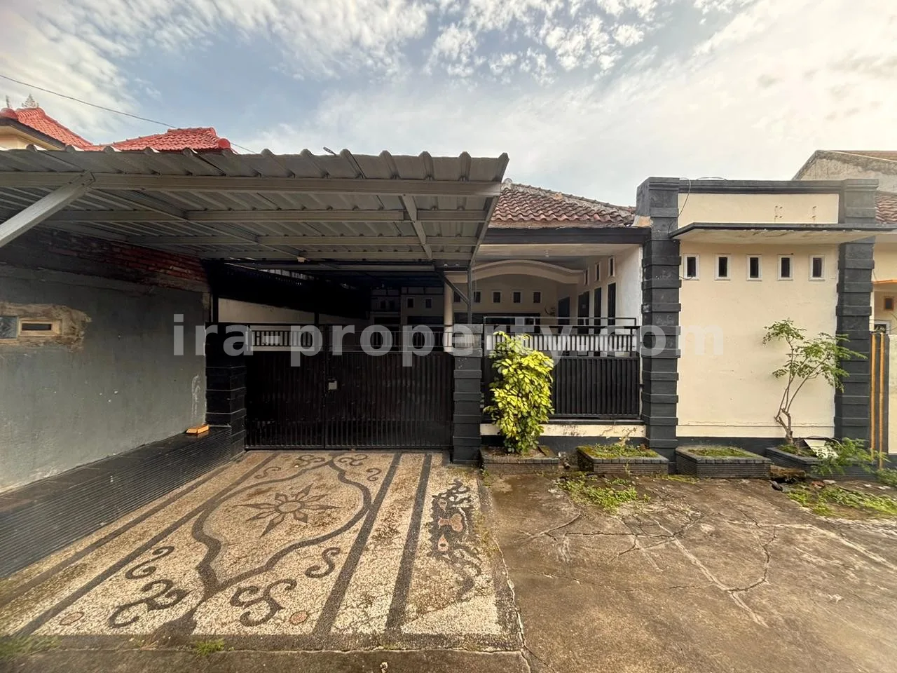 Rumah · Kota Mataram · foto 3 dari 24 Rumah Dijual di Kekalik, Dekat Jalan Panjitilar – Mataram - 747 - 3
