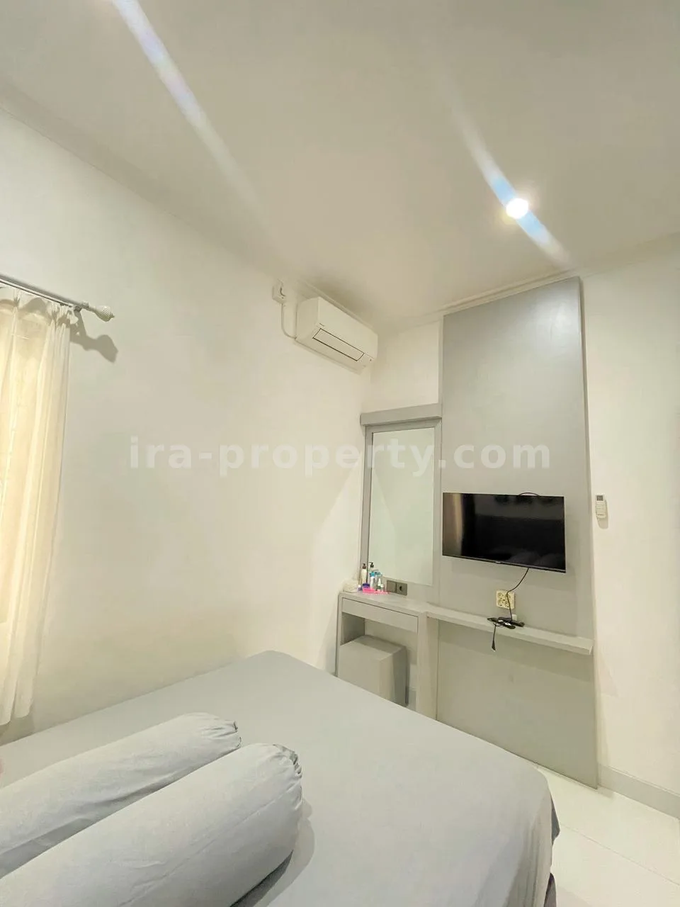 Rumah Minimalis Modern di Griya Pesona Alam, Sayang-Sayang - 1004 - 16