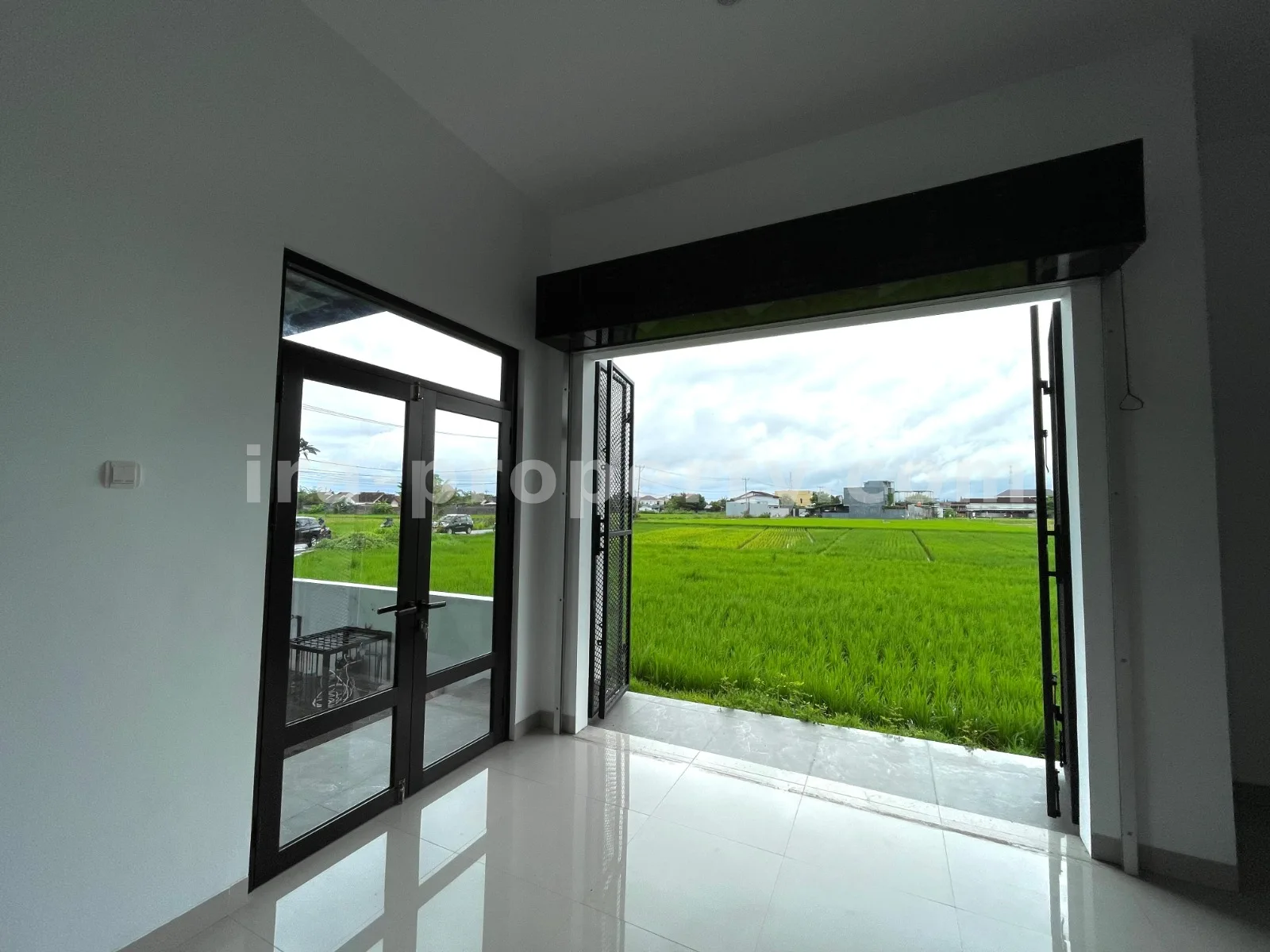 Rumah · Kota Mataram · foto 4 dari 13 Rumah Minimalis Modern di Mataram - 1006 - 4