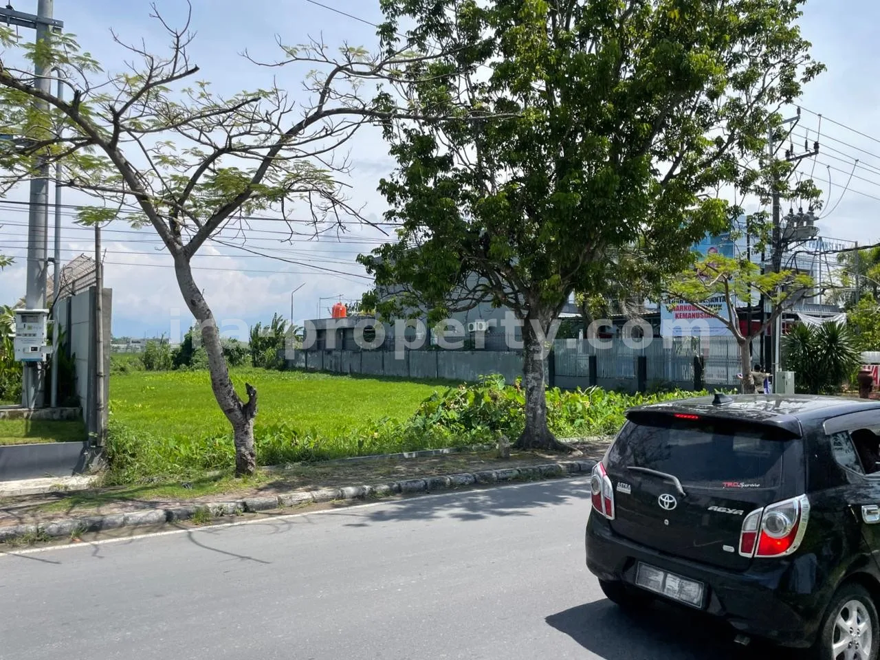 Land · Mataram City · photo 5 of 10 Prime Roadside Land for Sale – Lingkar Selatan, Mataram - 518 - 5