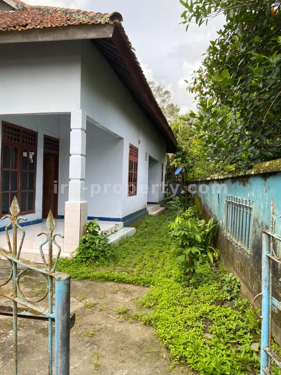 Rumah · Kota Mataram · foto 2 dari 16 Rumah Dijual di Pejeruk – Ampenan, Mataram - 1011 - 2
