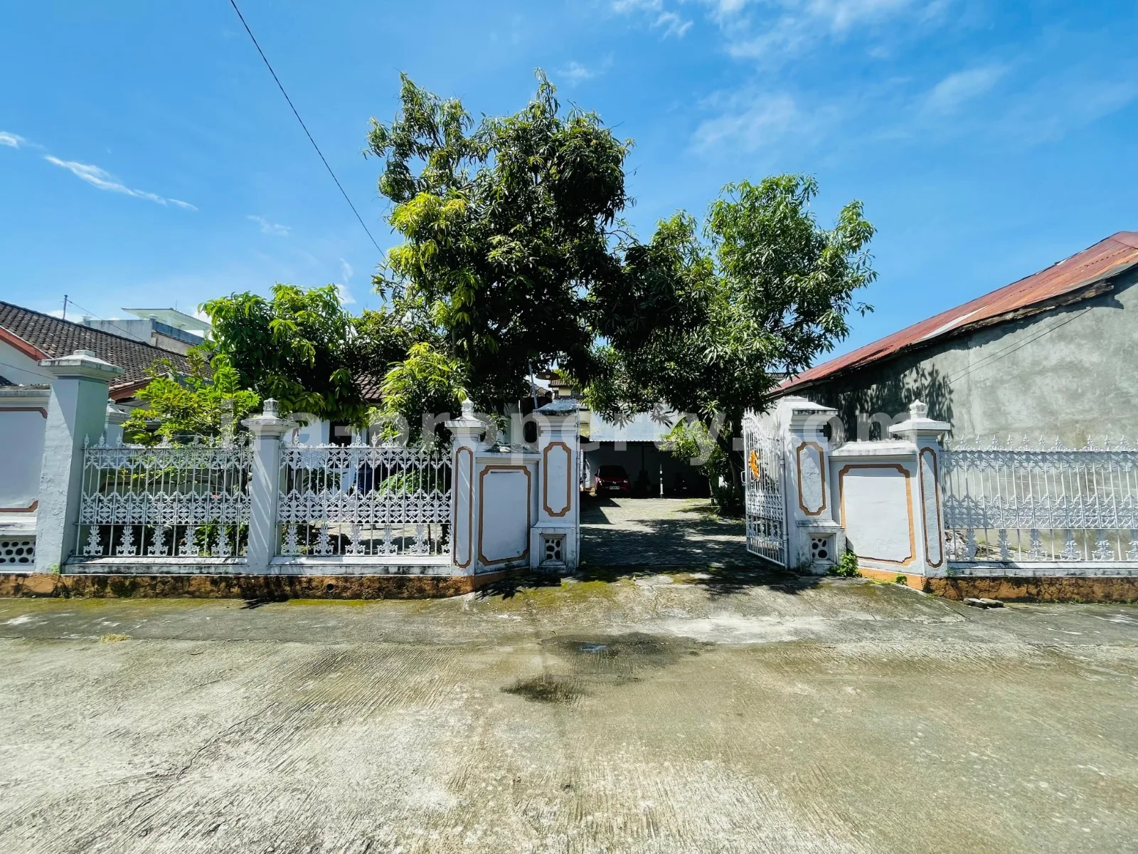 House · Mataram City · photo 4 of 6 House with Spacious Yard in Pepabri Complex Pagesangan, Mataram - 1009 - 4