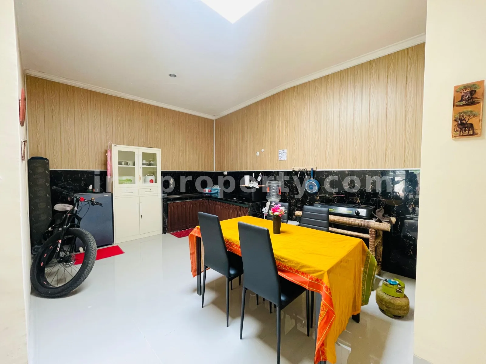 House · West Lombok Area · photo 2 of 10 Move-In Ready Minimalist House in Montong – West Lombok - 1012 - 2