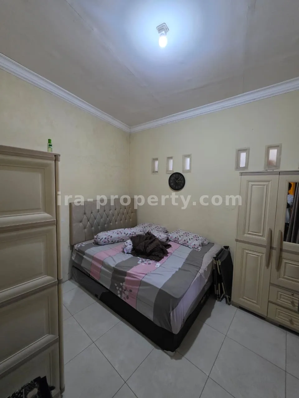 Ruko & Komersial · Kota Mataram · foto 2 dari 16 Ruko dan Rumah Dijual di Jalan Utama Ampenan, Mataram - 1010 - 2