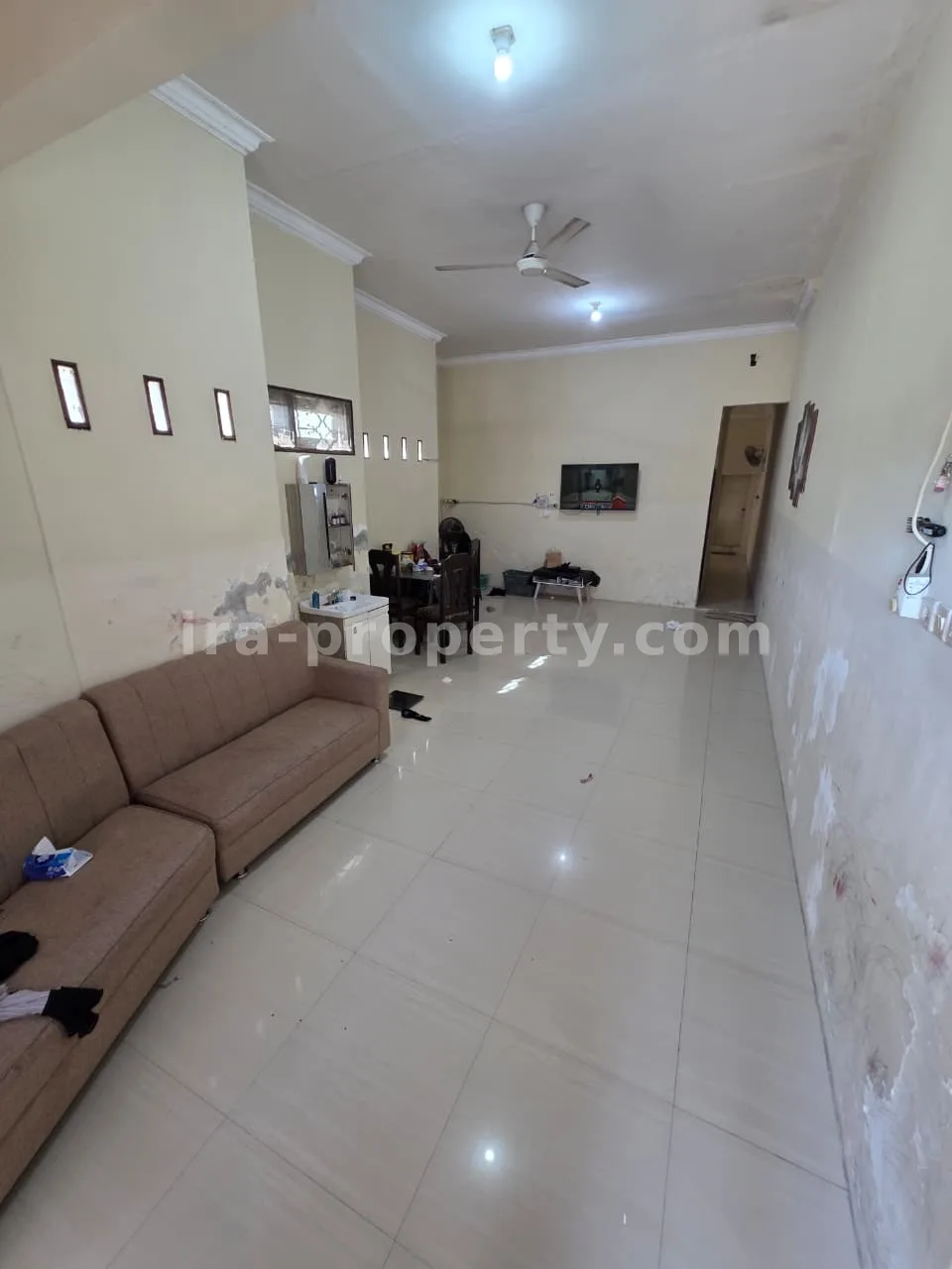 Ruko & Komersial · Kota Mataram · foto 3 dari 16 Ruko dan Rumah Dijual di Jalan Utama Ampenan, Mataram - 1010 - 3