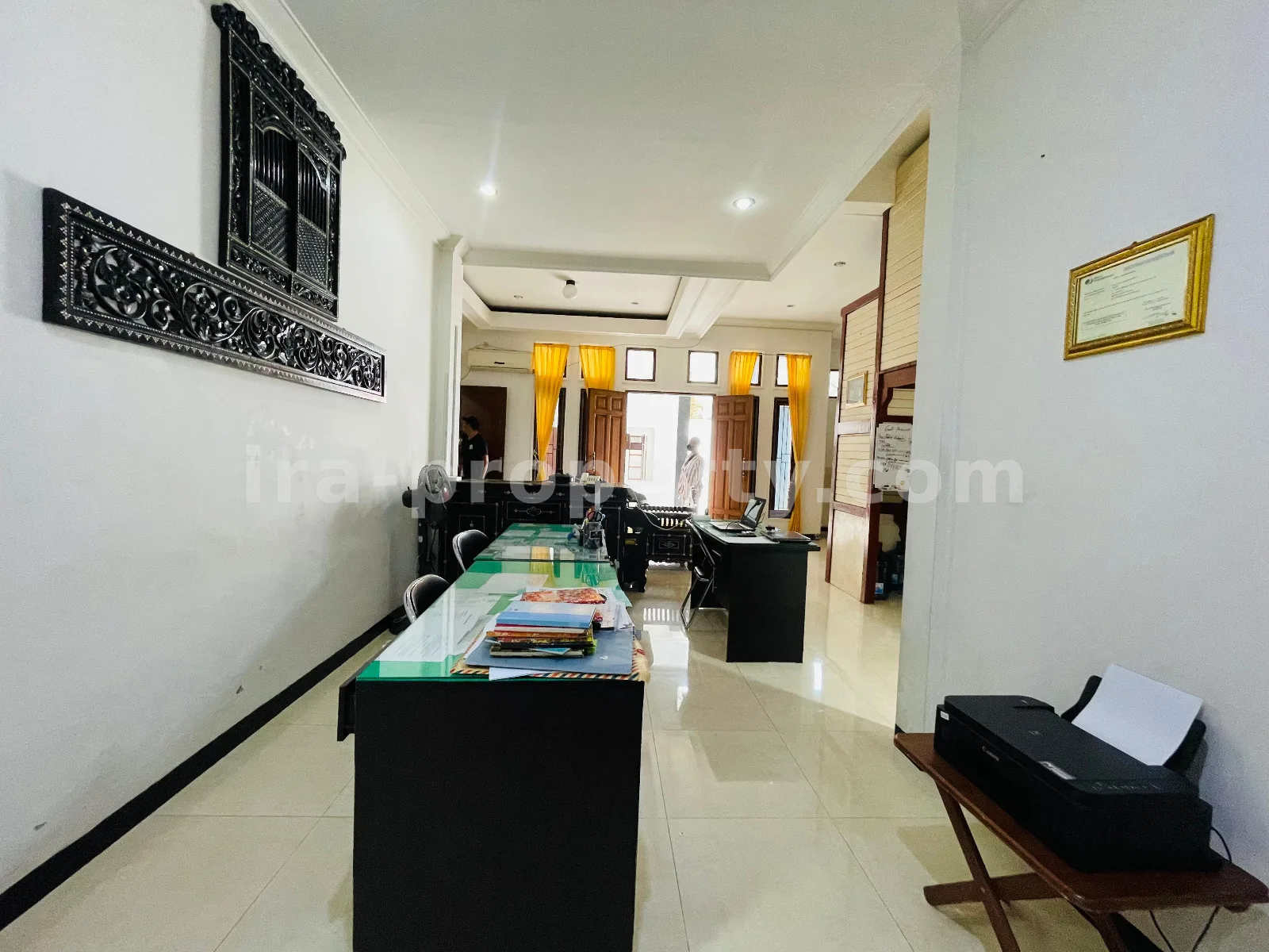 House · Mataram City · photo 2 of 11 Spacious House with Large Yard in Ampenan – Mataram - 1007 - 2